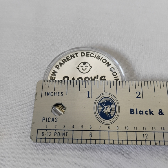 New Parents Metal Decision Flipping Coin Diaper Change Chores Game Gift - Picture 9 of 9